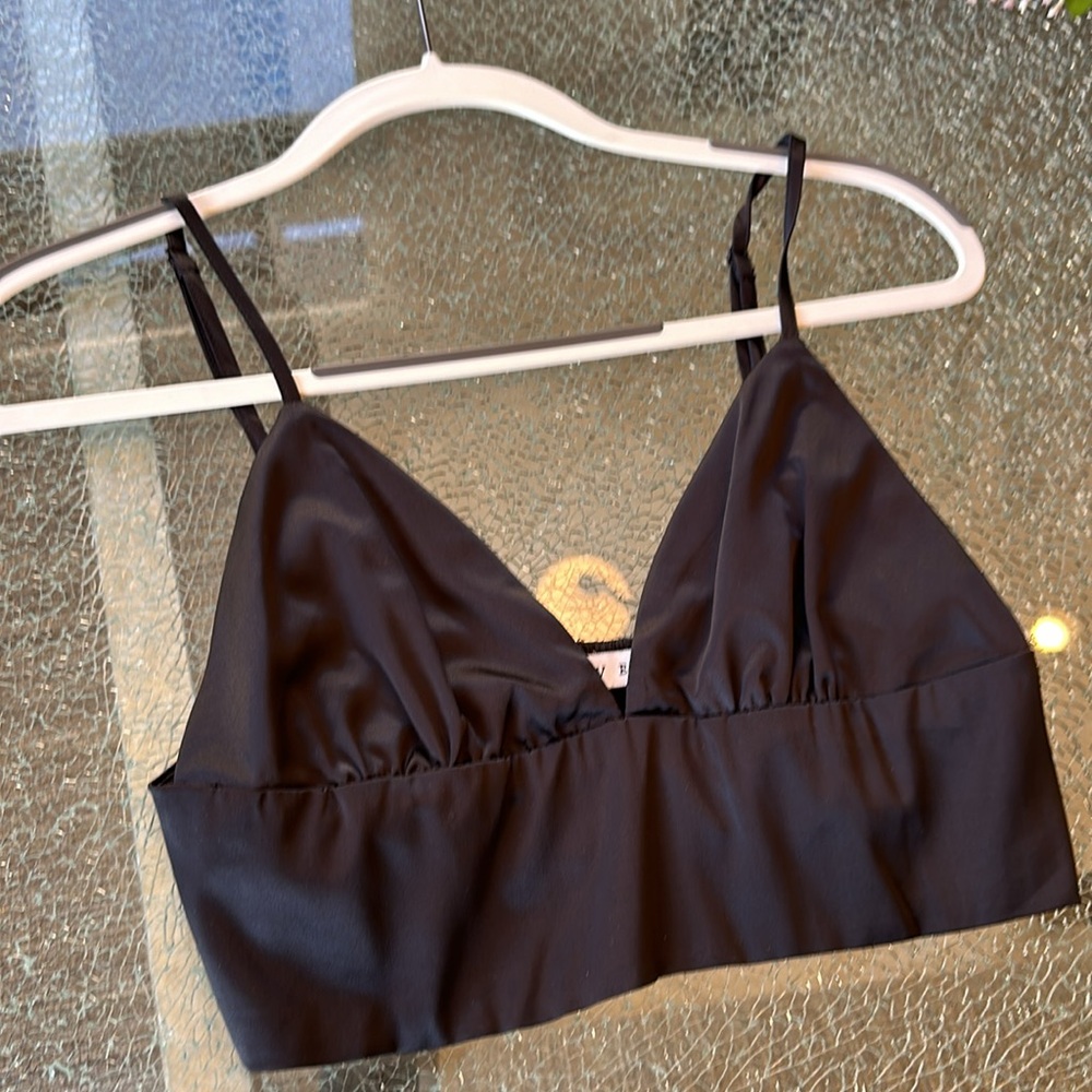NWOT SHEER BLACK & GOLD BLUE B COLLECTION L/S TOP SIZE SM.  BLACK HYFVE LG BRA - Picture 7 of 9